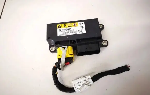 Opel Insignia A Airbag control unit/module 13583431