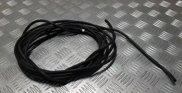 Mitsubishi Outlander Rear window washer fluid hose 