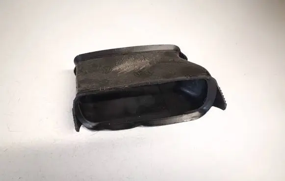 Cabin air duct channel