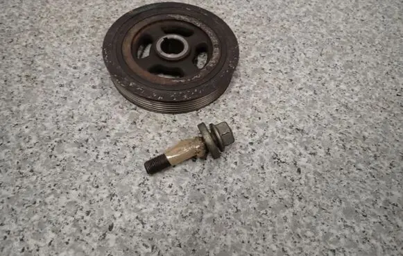 Subaru Forester SH Crankshaft pulley