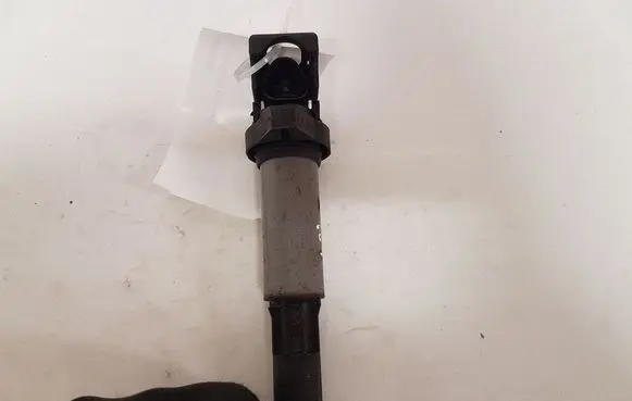 BMW 3 E46 High voltage ignition coil 0221504100