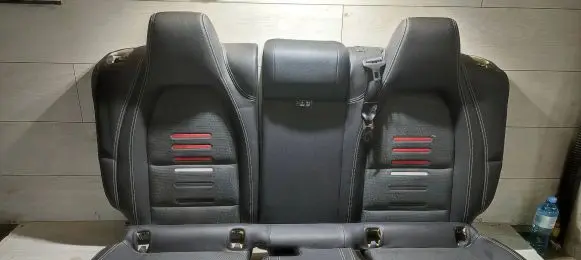 Mercedes-Benz A W176 Second row seats 