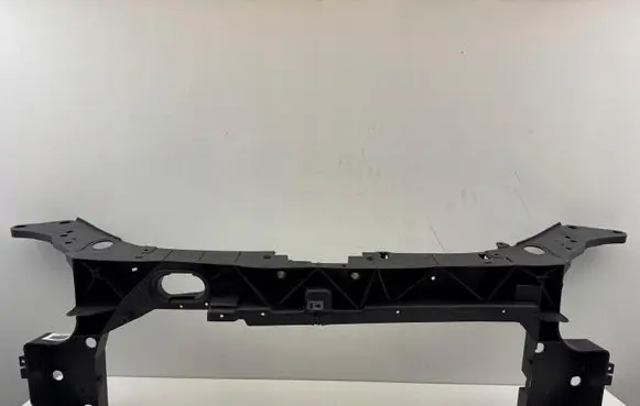Renault Clio III Radiator support slam panel 8200290143