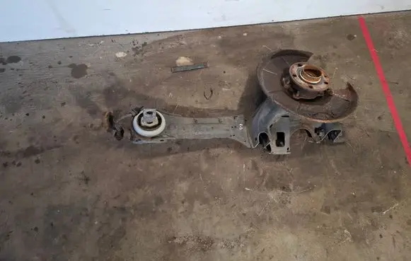 Volvo V60 Rear wheel hub