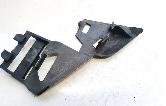 Volvo V50 Headlight/headlamp mounting bracket 30678261