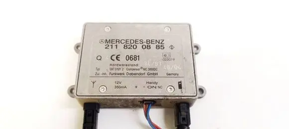 Mercedes-Benz A W169 Bluetooth control unit module 2118200885