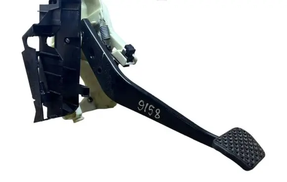 BMW X5 E70 Brake pedal 6791900