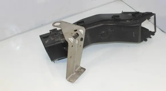 BMW X6 E71 Brake cooling air channel/duct 7180624 10834110