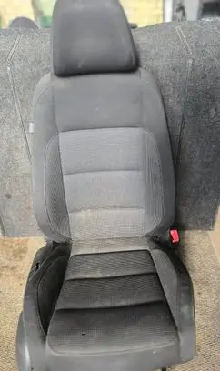 Volkswagen Golf VI Front passenger seat 