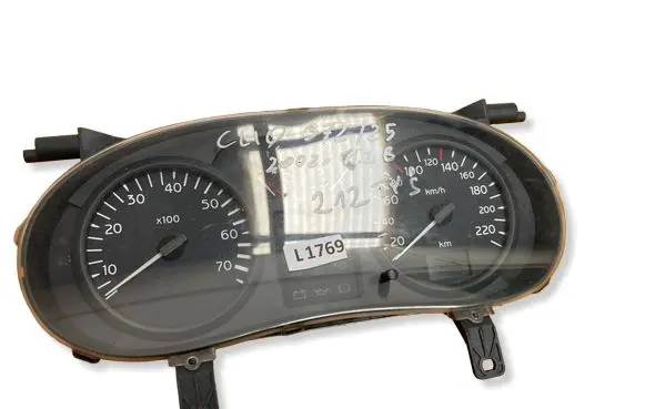 Renault Clio II Speedometer (instrument cluster) P8200059763