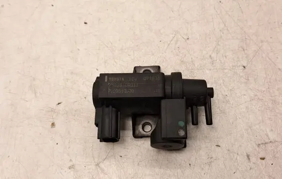 Toyota Auris 150 Turbo solenoid valve 258190R011