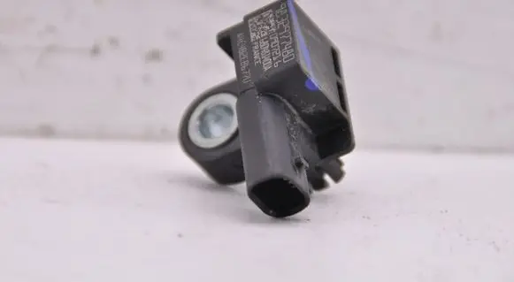 Opel Mokka B Airbag deployment crash/impact sensor 9832977480