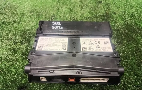 Suzuki SX4 S-Cross CAS control unit/module 3B320-63T04