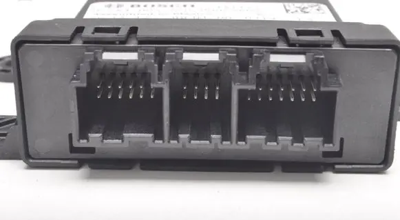 Maserati Ghibli Trunk lid opening control unit 670004819