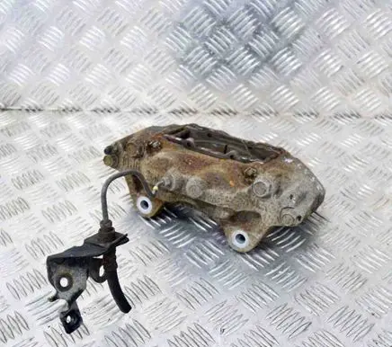 Toyota Hilux (AN10, AN20, AN30) Front brake caliper