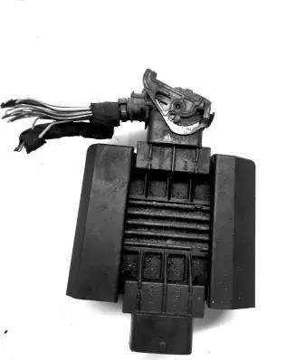 Opel Signum Other engine bay part 24402877