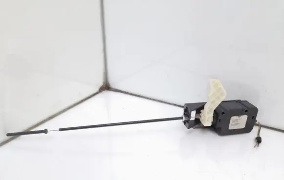 Mini One - Cooper R50 - 53 Fuel tank cap lock 7152588 13084310
