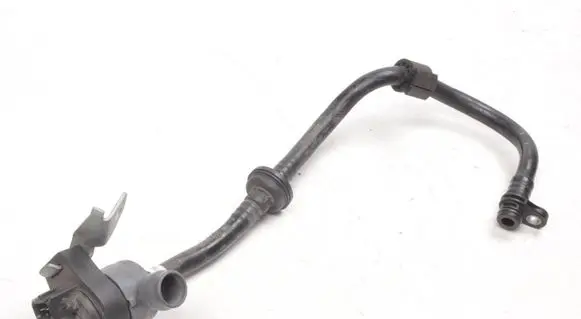 BMW 7 G11 G12 Breather valve 8607967