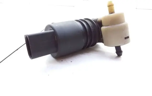Audi A3 S3 8L Windscreen/windshield washer pump