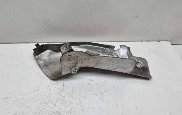 BMW 7 F01 F02 F03 F04 Heat shield in engine bay 7577003