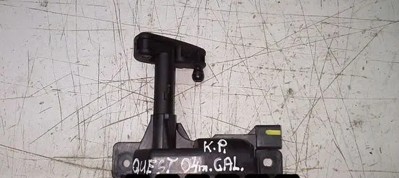 Nissan Quest Front door window regulator with motor 