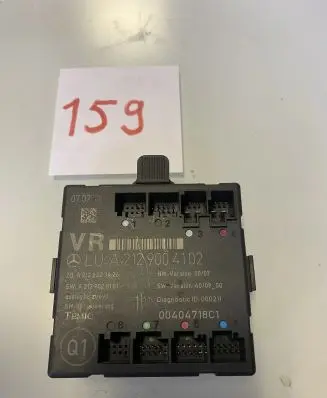 Mercedes-Benz E W212 Door control unit/module A2129004102