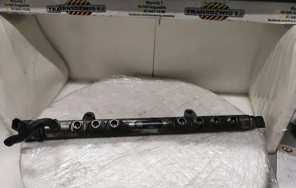 Volvo XC60 Fuel main line pipe 0445215025 30777759 001993L2