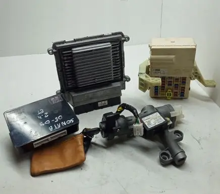 Hyundai Sonata Engine ECU kit and lock set 