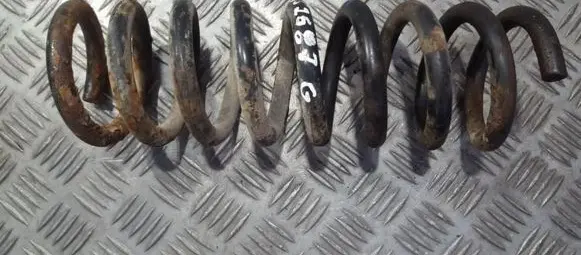 Mercedes-Benz C W202 Rear coil spring