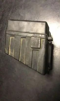 BMW 5 E34 Relay mounting block 1382419