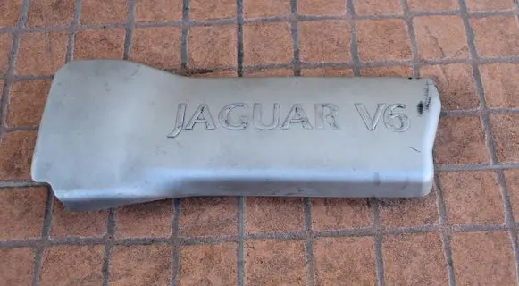 Jaguar S-Type Engine cover (trim) XR8E-6P068-AC