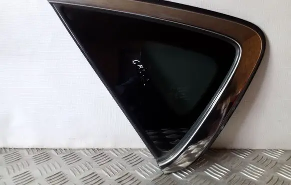 Infiniti EX Rear side window