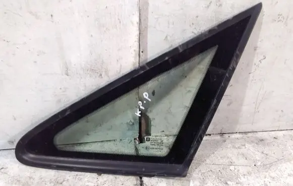 Opel Zafira A Front triangle window/glass 