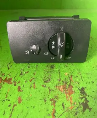 Ford Mondeo Mk III Light switch 1S7T13A024BB