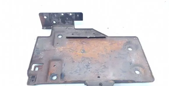Battery tray