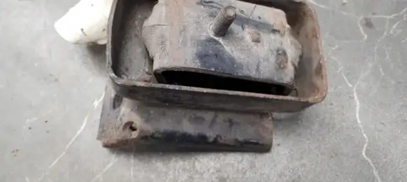 KIA Sportage Engine mount vacuum valve 