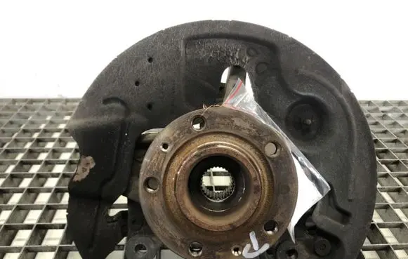 Citroen Berlingo Front wheel hub spindle knuckle