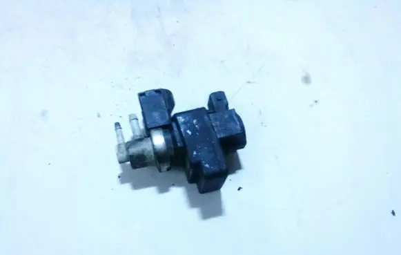 Renault Laguna II Turbo solenoid valve 8200270451 03t205