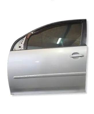 Volkswagen Golf V Front door 