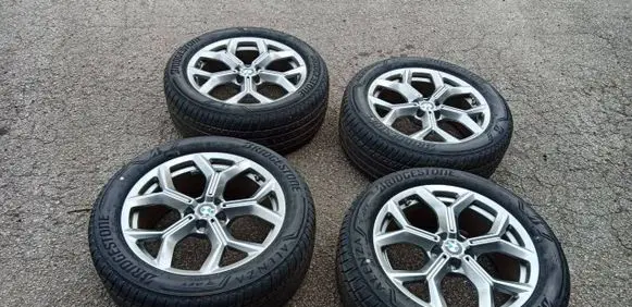 BMW X4 G02 R19 alloy rim 