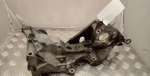 Audi Q5 SQ5 Generator/alternator bracket 03L903143R