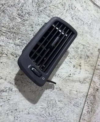 Volvo S60 Dashboard side air vent grill/cover trim 3409375