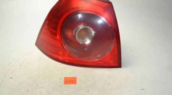 Volkswagen Golf V Rear/tail lights 1K6945095AC 89031704