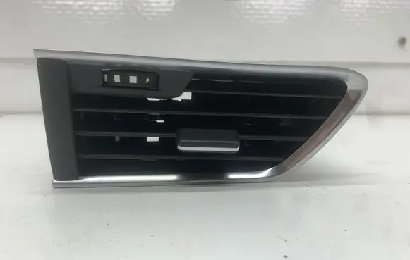 Peugeot 508 RXH Dashboard side air vent grill/cover trim 9686445377 A1010108