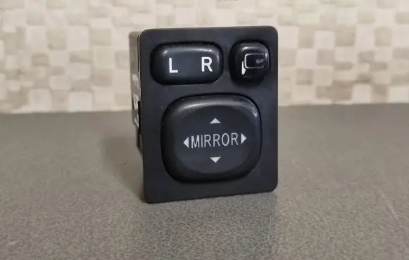 Toyota Verso Wing mirror switch 183639