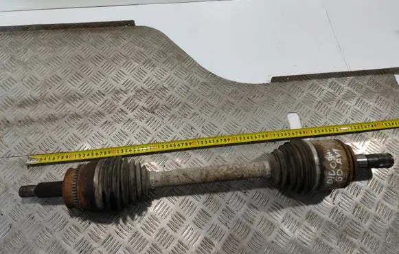 Mitsubishi Pajero Rear driveshaft