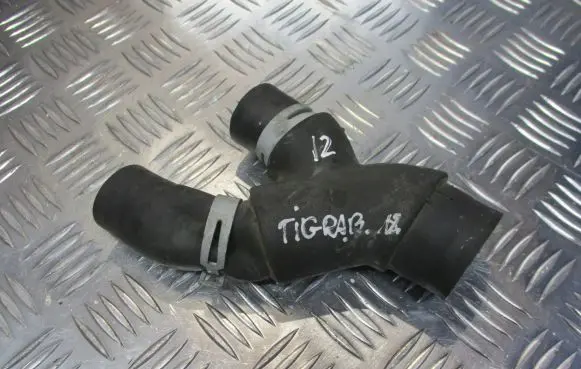 Opel Tigra B Engine coolant pipe/hose