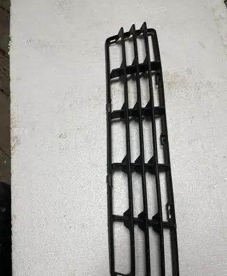 Volvo S40 Front bumper lower grill