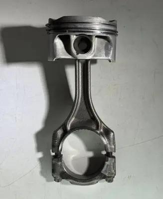 BMW M5 F90 Piston with connecting rod 8747752 7646892