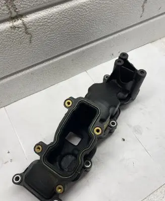 Audi A6 S6 C6 4F Intake manifold 1052569